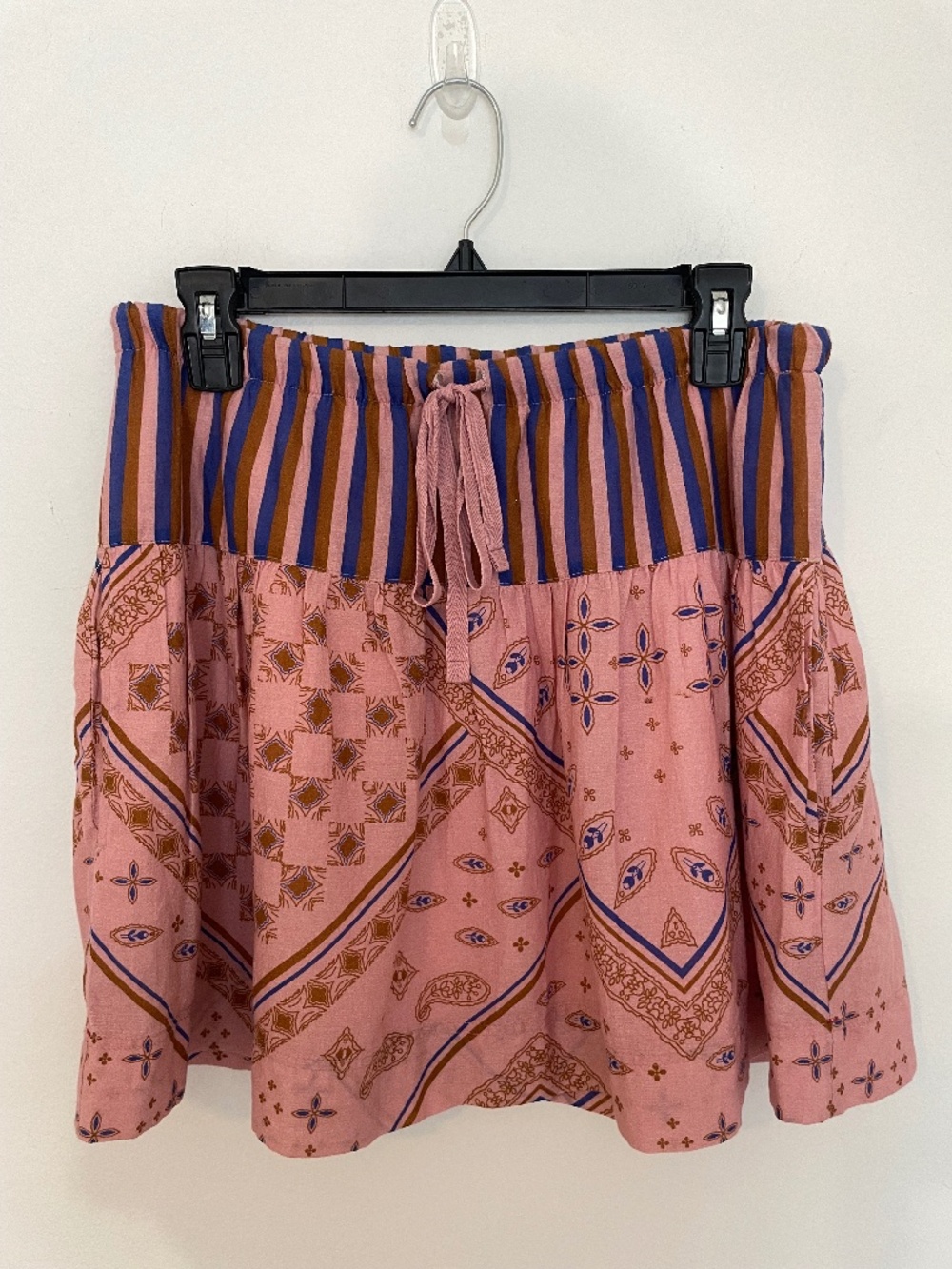 XiRENA Pink Paisley Print Drawstring Mini Skirt Size Small, Bohemian 100% Cotton